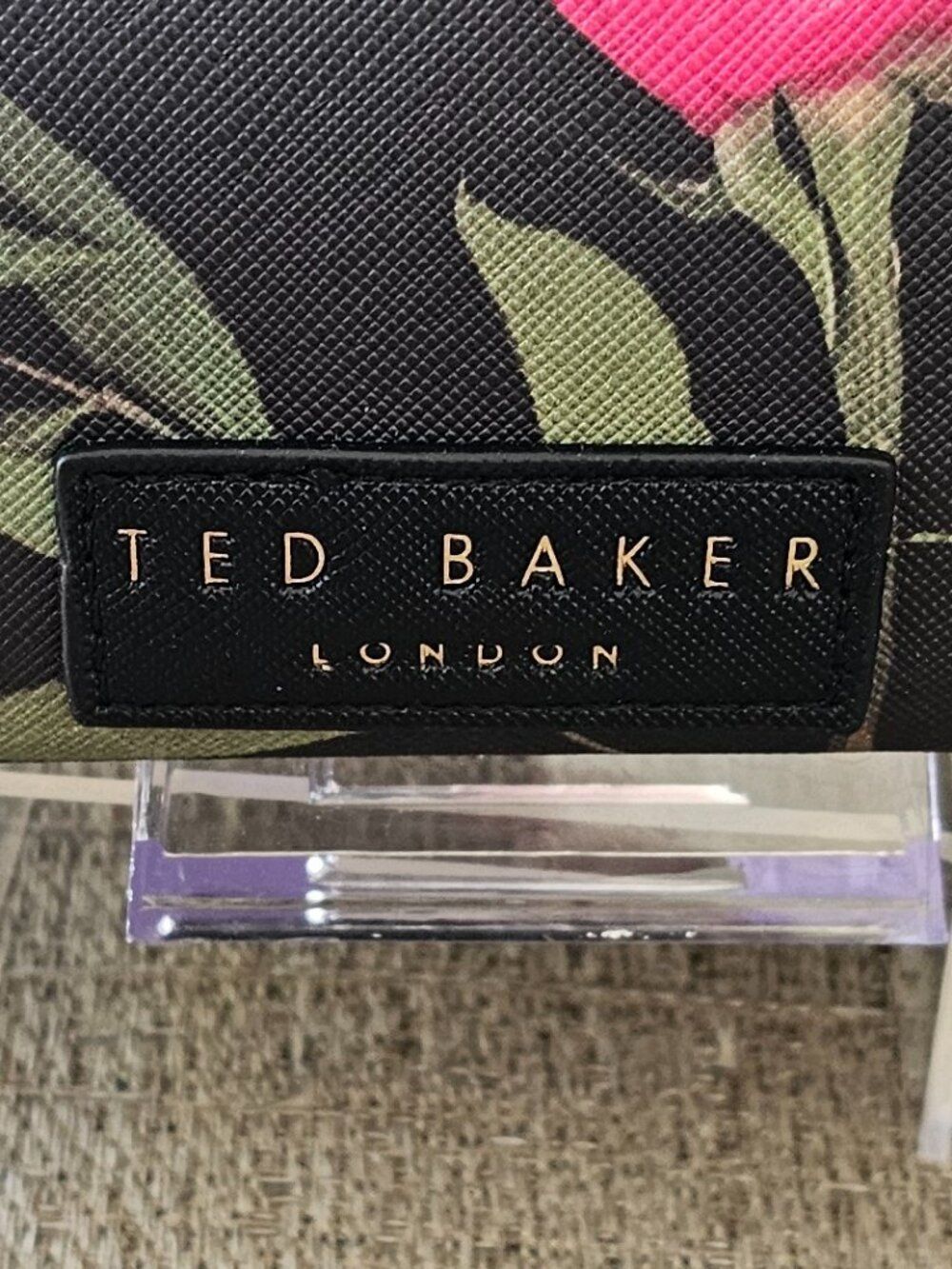 NWT Ted Baker London Black Floral Cosmetic Loaf Travel Bag + Bottles